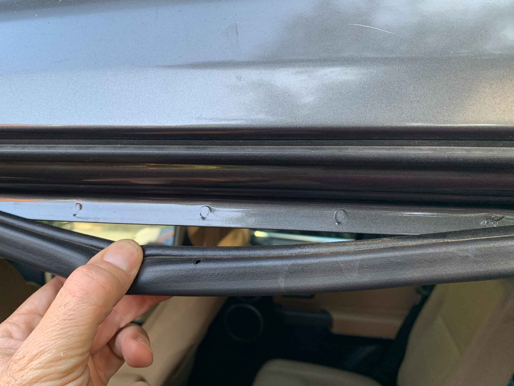 C6 OUTDOOR REV DOOR HOOKS