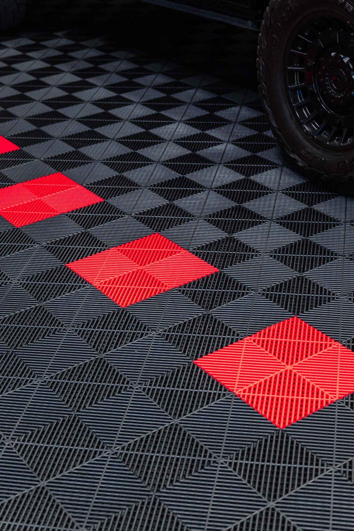 Interlocking Products 15.75" x 15.75" Interlocking Tiles