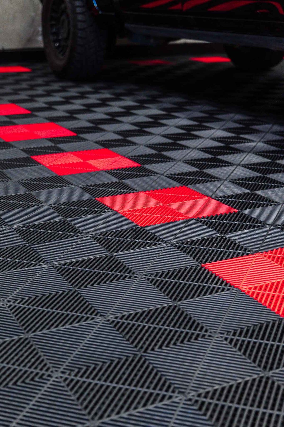 Interlocking Products 15.75" x 15.75" Interlocking Tiles