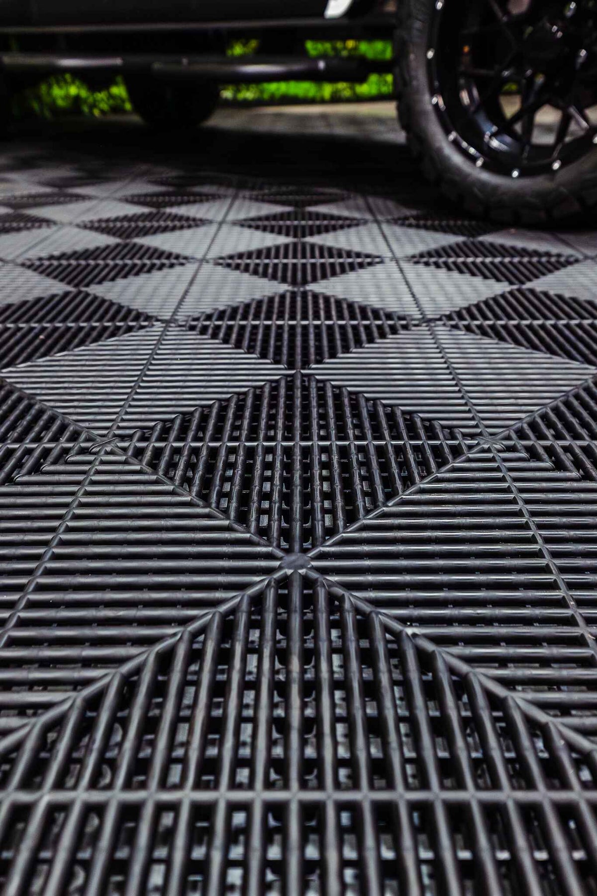 Interlocking Products 15.75" x 15.75" Interlocking Tiles