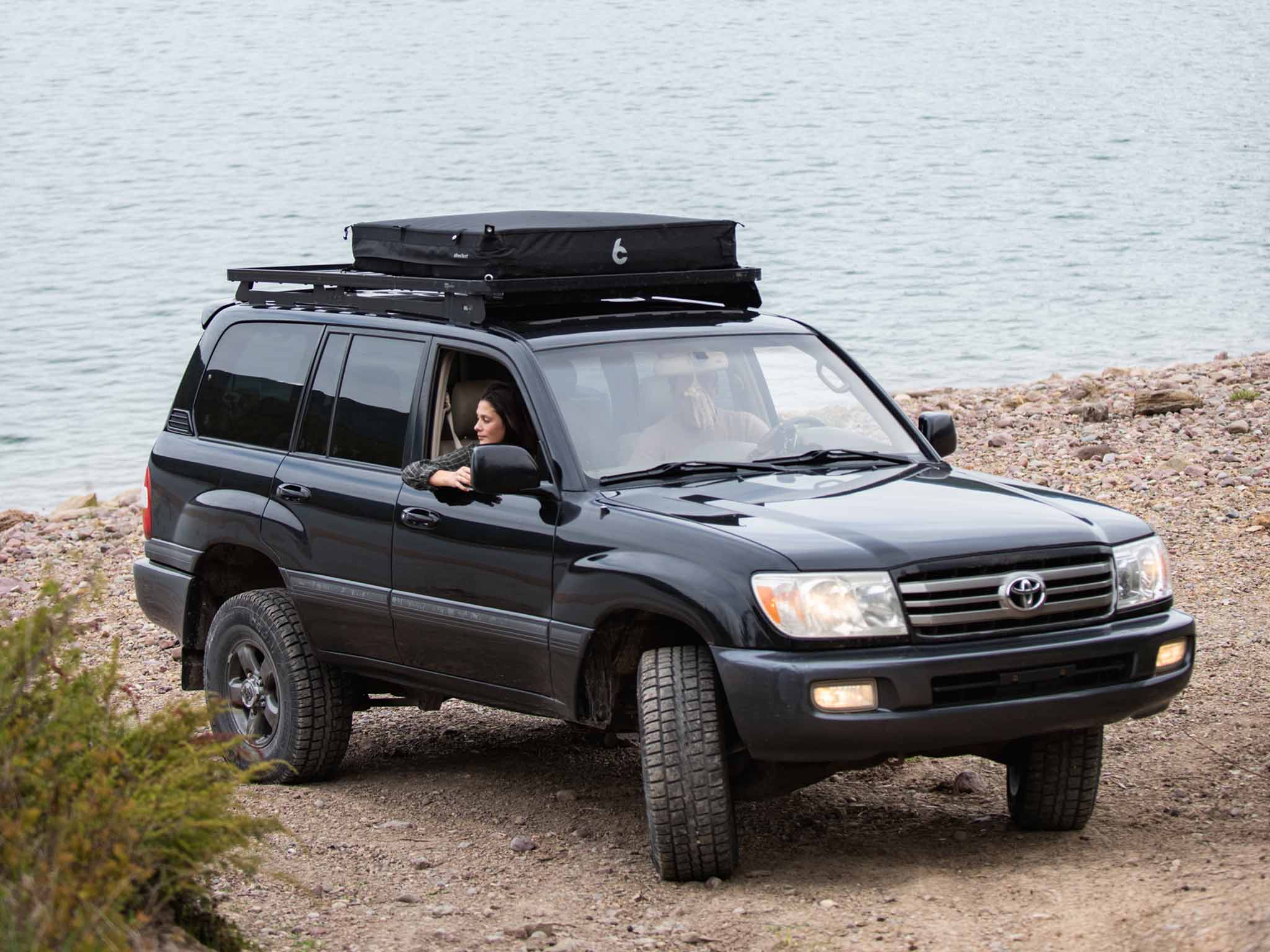 C6 OUTDOOR REV RACK TENT