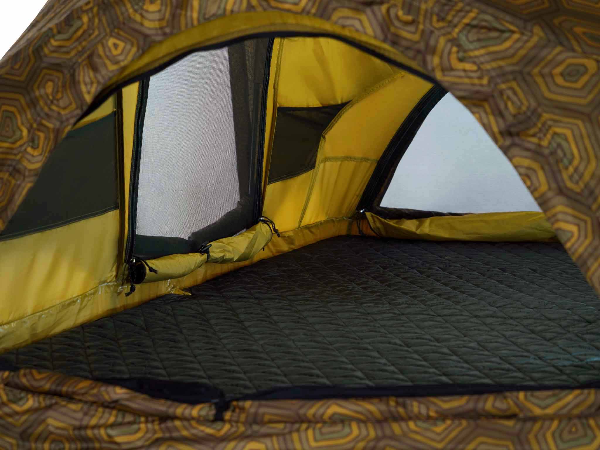 C6 OUTDOOR REV TENT (shellter)