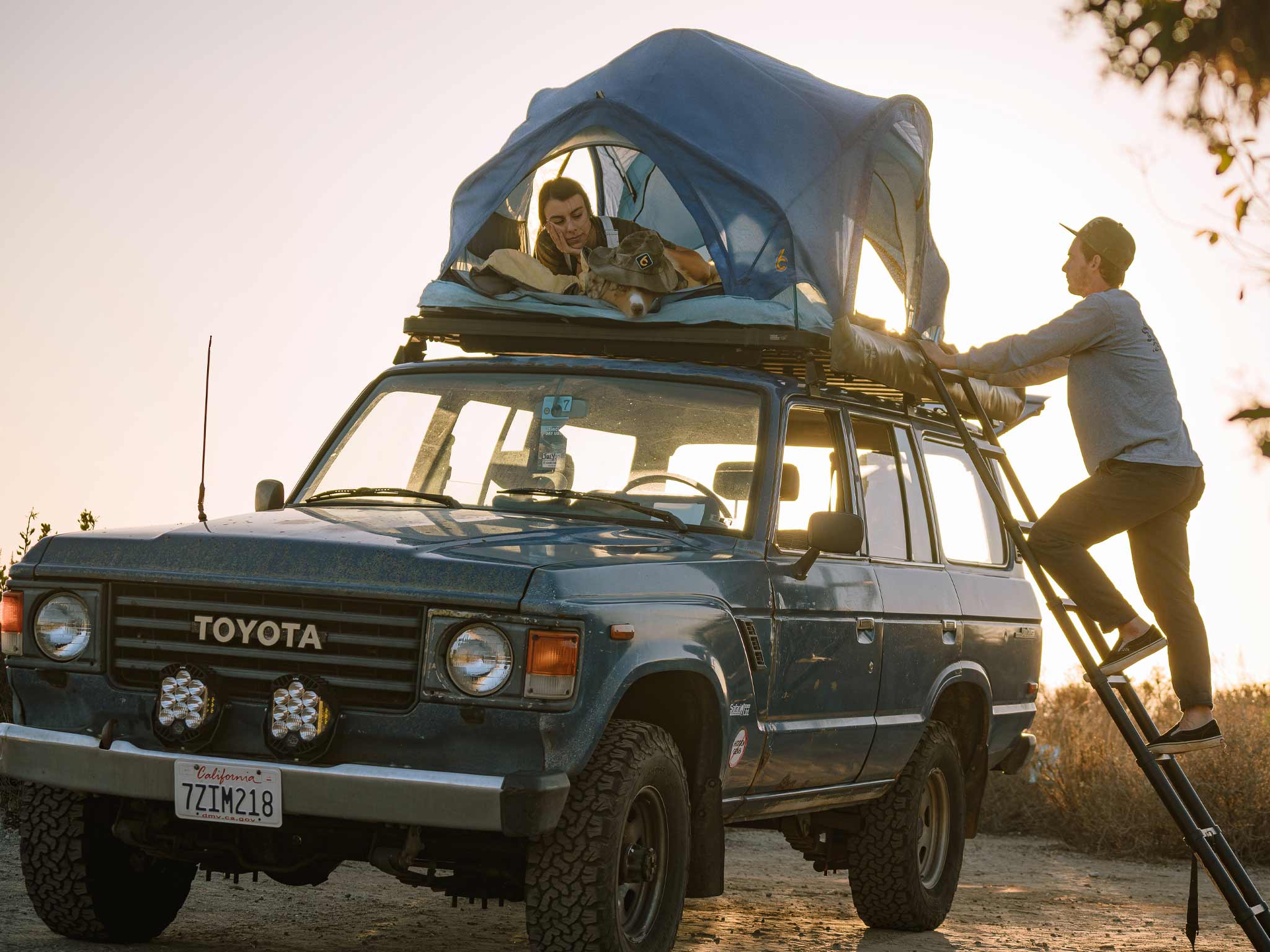 C6 OUTDOOR REV RACK TENT