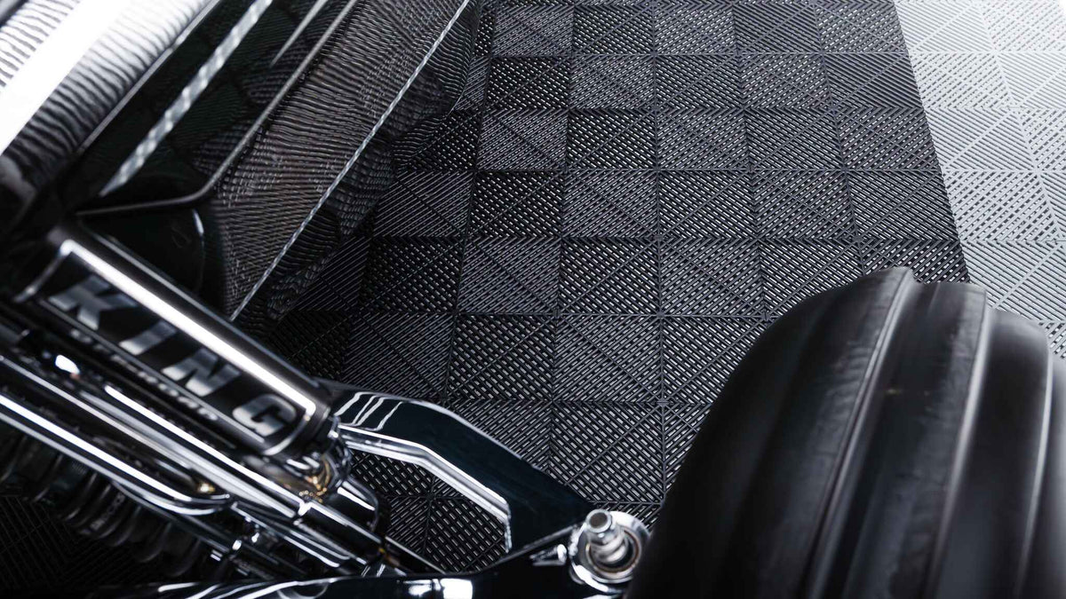 Interlocking Products 15.75" x 15.75" Interlocking Tiles