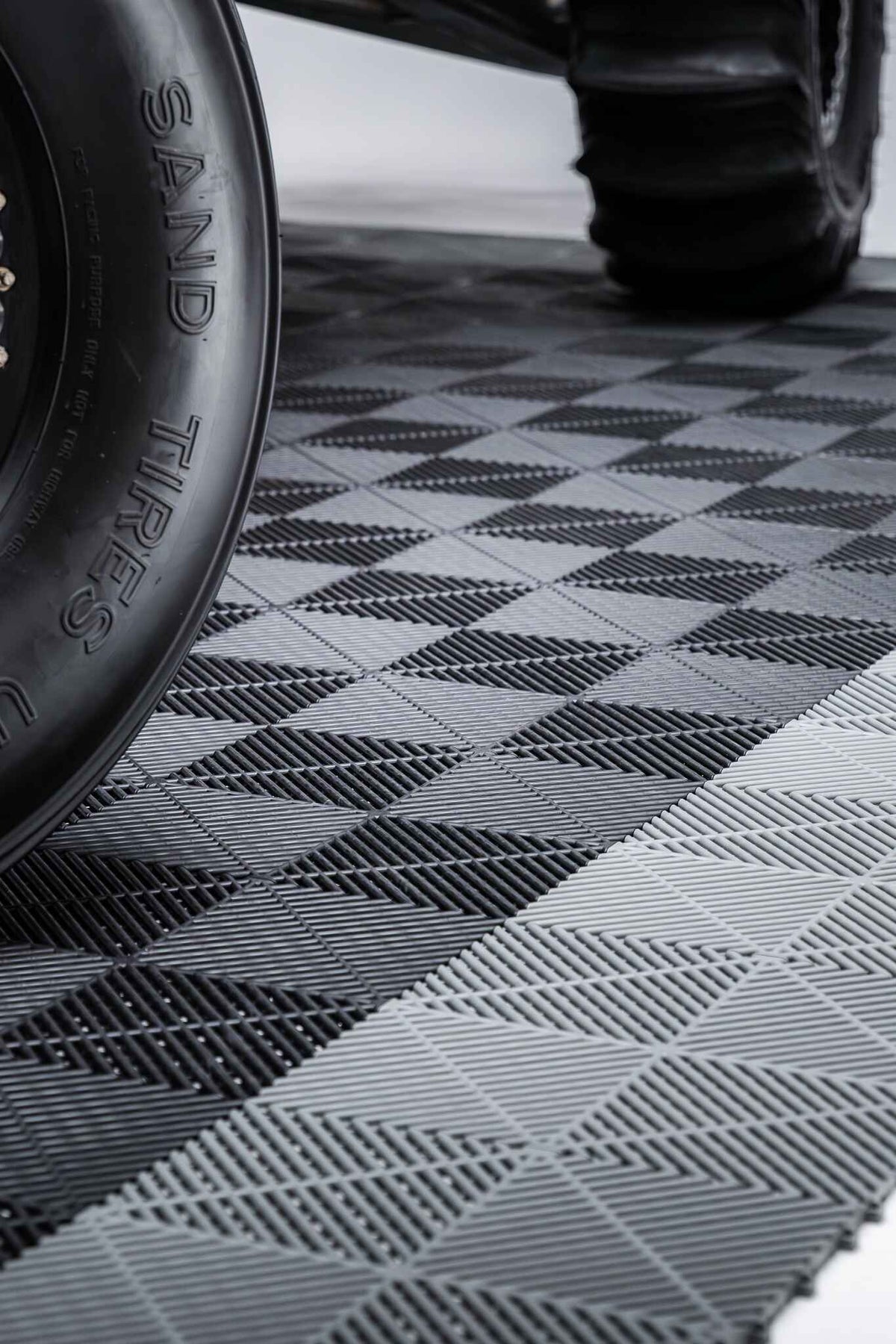 Interlocking Products 15.75" x 15.75" Interlocking Tiles