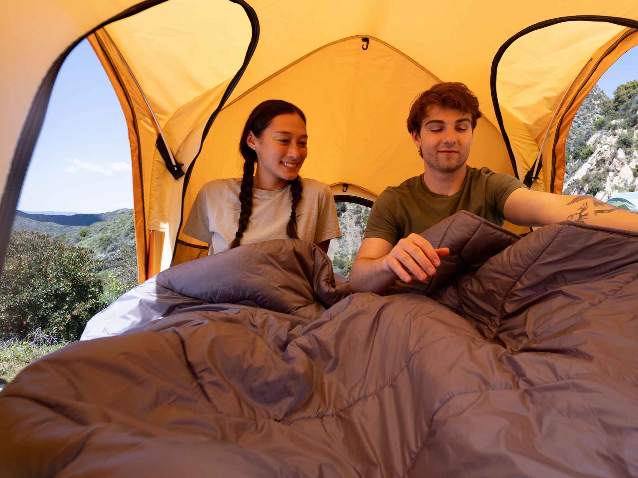 C6 OUTDOOR MUTHATUCKA BLANKET