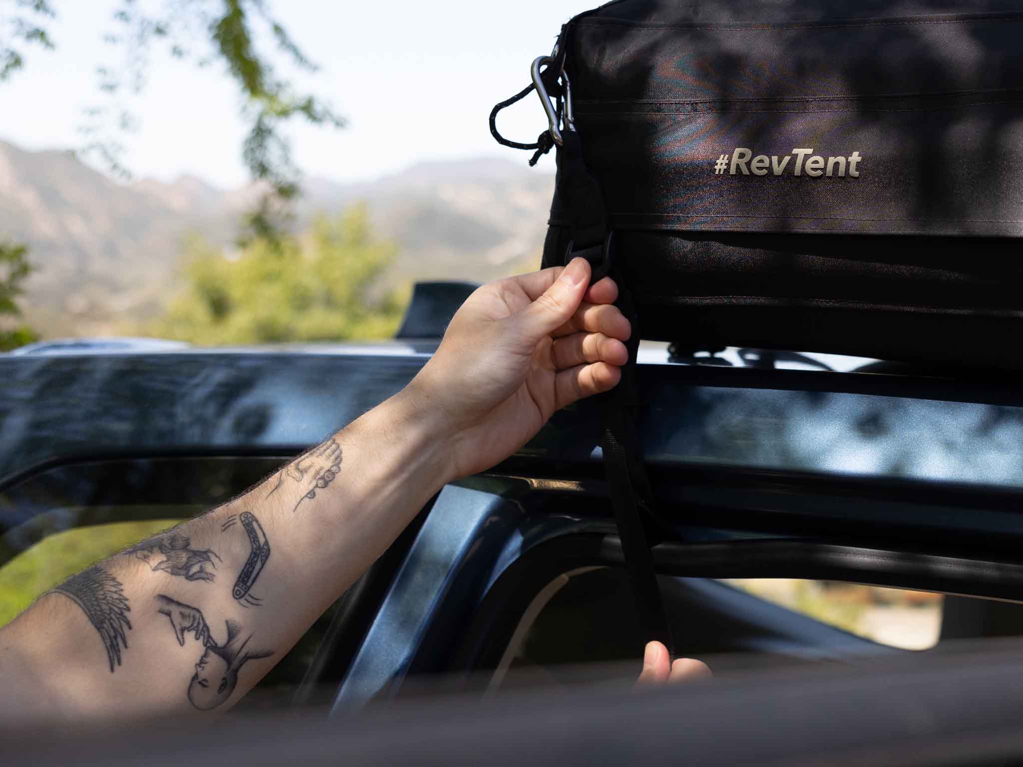 C6 OUTDOOR REV DOOR HOOKS