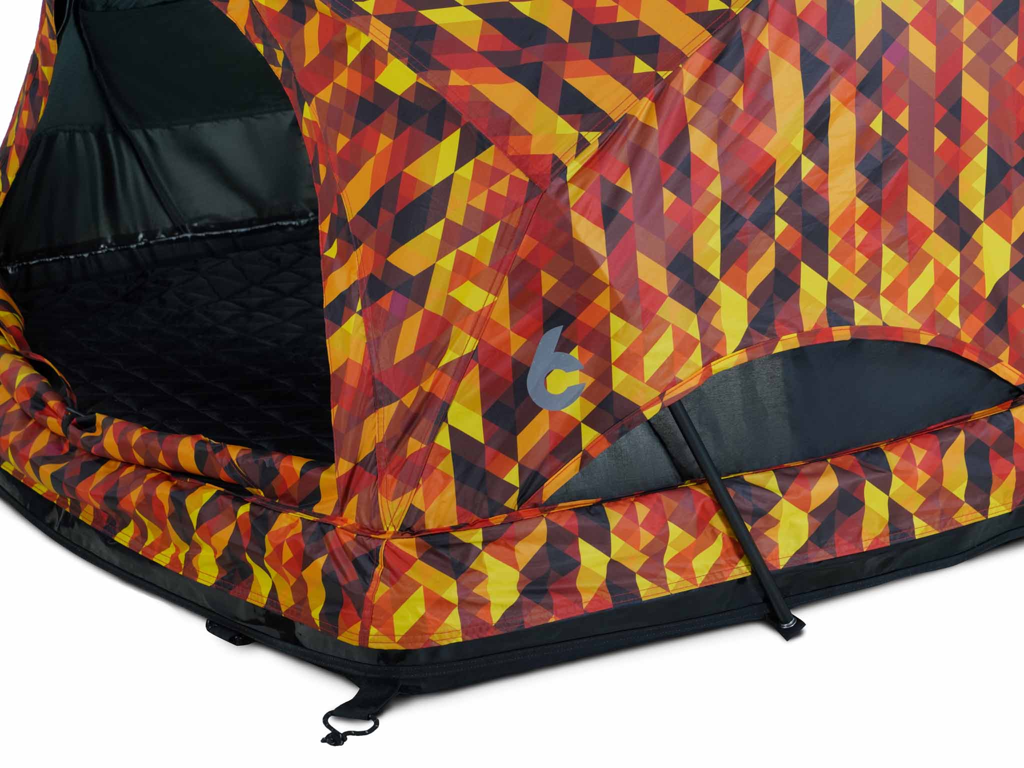 C6 OUTDOOR REV TENT (Ember Black Out)